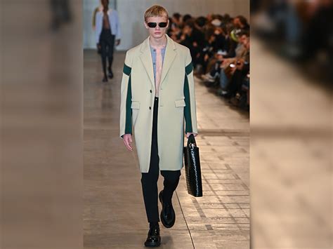 prada cappotto uomo|Cappotti Prada per Uomo .